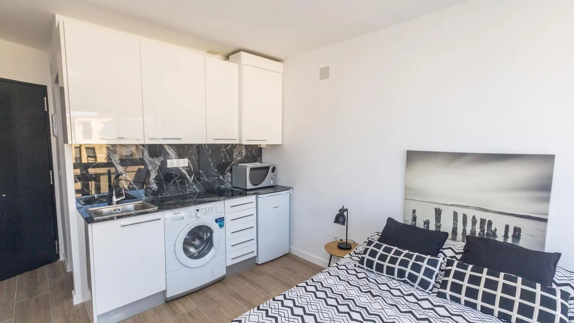 Sunstay Petit Studio Torremolinos Apartment